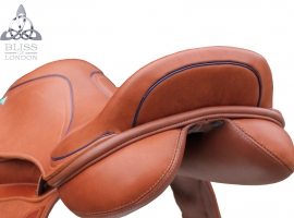 Paramour Jump Cognac Cantle