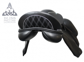 Paramour Dressage Quilted Cantle