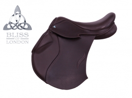 Regency Jump with Cocoa deerskin seat and kneepads